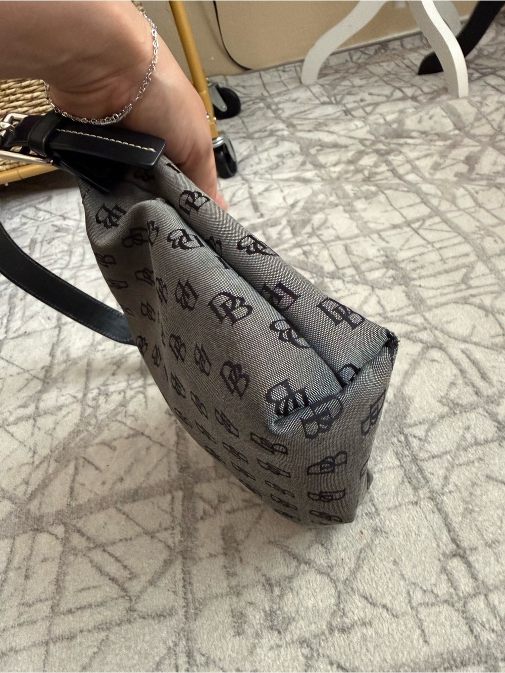 Dooney & Bourke DB Monogram Canvas Shoulder Bag Y2K Gray Black Purse - Picture 9 of 13